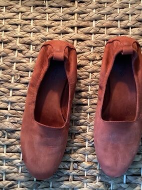 Rust colour Arche slip on